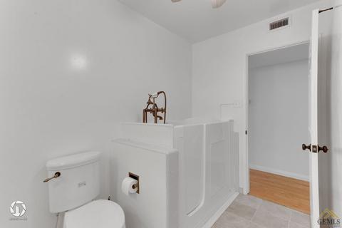 2608 Silver Dr, Bakersfield, CA 93306 photo 42