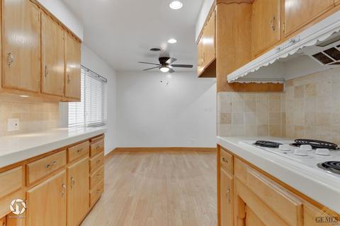 2608 Silver Dr, Bakersfield, CA 93306 photo 17