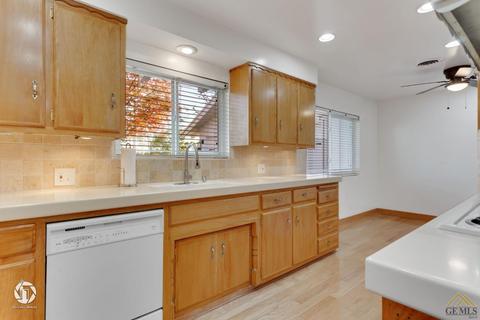 2608 Silver Dr, Bakersfield, CA 93306 photo 15