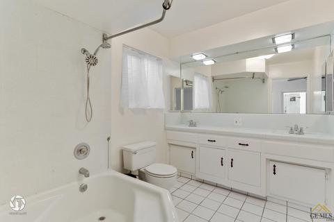 2608 Silver Dr, Bakersfield, CA 93306 photo 37
