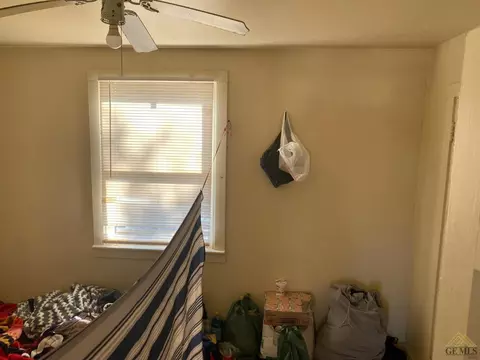 518 Taylor St, Taft, CA 93268 photo 7