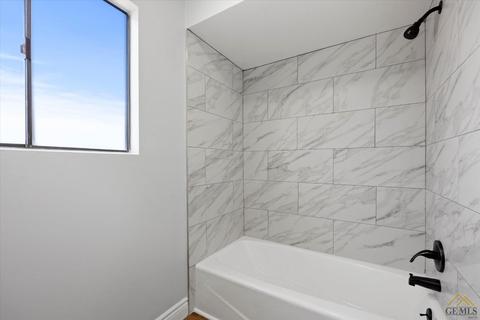 7004 Pointer Ct, Bakersfield, CA 93309 photo 34