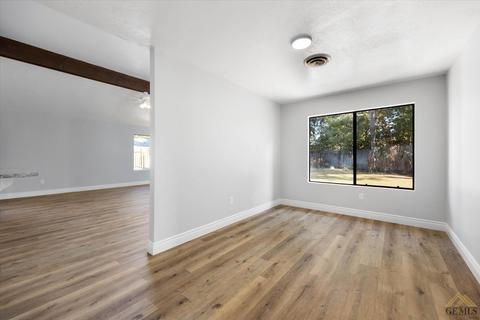 7004 Pointer Ct, Bakersfield, CA 93309 photo 5