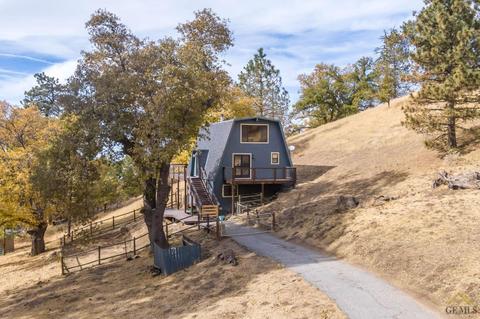 25621 Deertrail Dr, Tehachapi, CA 93561 photo 1