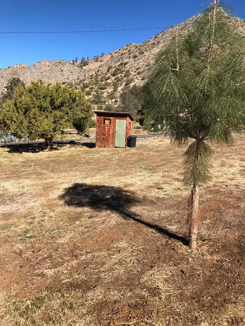 10 Vine Way, Bodfish, CA 93205 photo 7