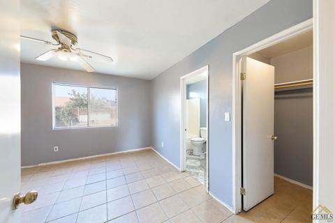 9100 Maxwell Ct, Lamont, CA 93241 photo 20