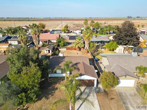 9100 Maxwell Ct, Lamont, CA 93241 photo 3