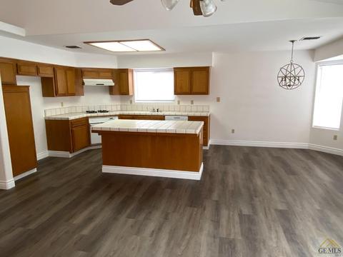 616 Westover Ave, Taft, CA 93268 photo 4