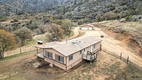 39262 Dewey St, Caliente, CA 93518 photo 1