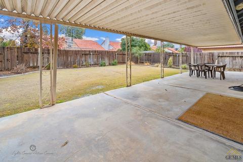 4704 Wetherby Ct, Bakersfield, CA 93311 photo 14