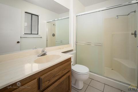 4704 Wetherby Ct, Bakersfield, CA 93311 photo 13