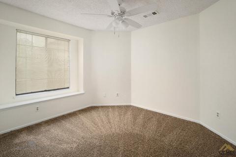 4704 Wetherby Ct, Bakersfield, CA 93311 photo 9