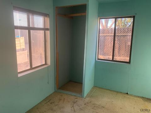 4010 Bishop St, Shafter, CA 93263 photo 7