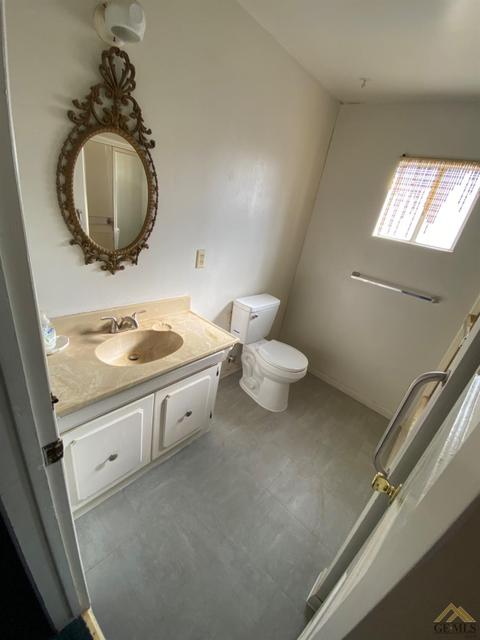 9901 Waco Ave, Lamont, CA 93241 photo 10