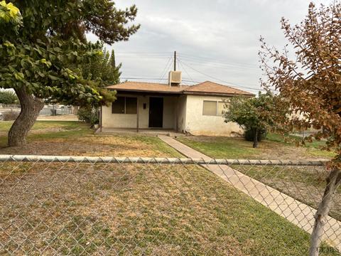 9901 Waco Ave, Lamont, CA 93241 photo 1