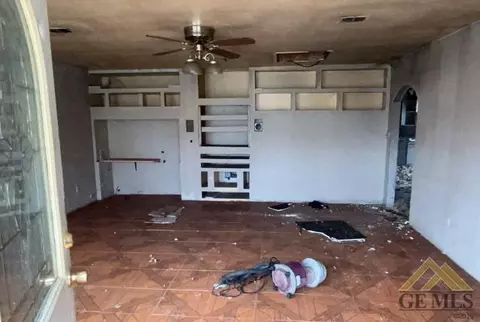 436 Philippine St, Taft, CA 93268 photo 8