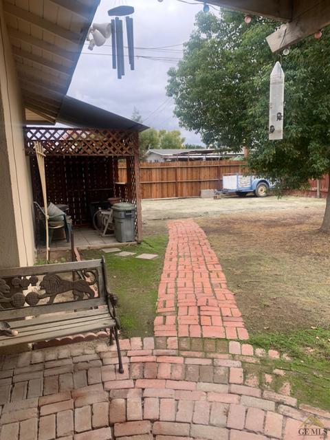 1002 Birch Ave, Wasco, CA 93280 photo 4