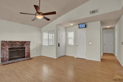 1008 Eubanks Ave, Bakersfield, CA 93307 photo 9