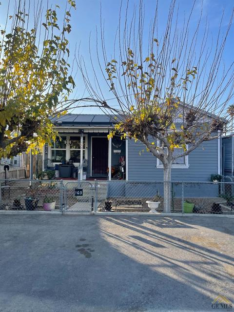 103 N Madison St, Taft, CA 93268 photo 2