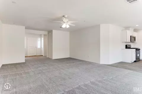 608 Sinatra Way, Shafter, CA 93263 photo 11