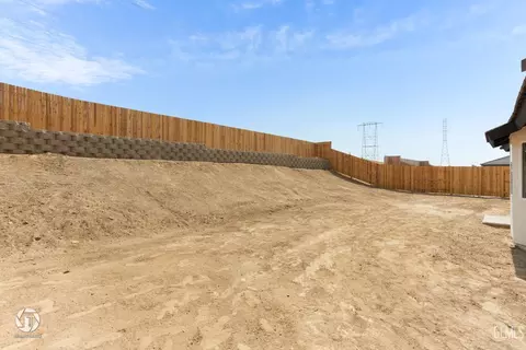 608 Sinatra Way, Shafter, CA 93263 photo 34