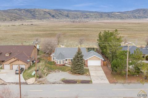 27541 Goldrush Ct, Tehachapi, CA 93561 photo 1