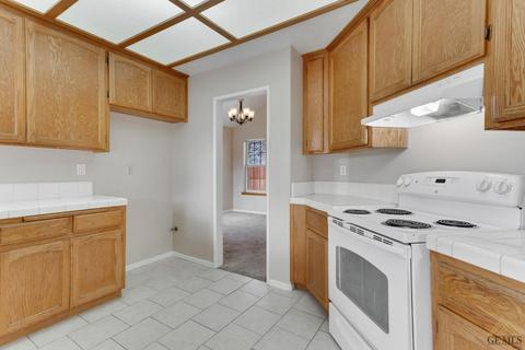 27541 Goldrush Ct, Tehachapi, CA 93561 photo 18