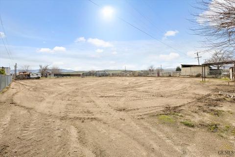 27517 Maple St, Taft, CA 93268 photo 29