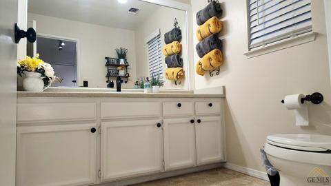 2000 5th Pl, Delano, CA 93215 photo 9