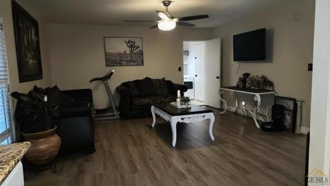 2000 5th Pl, Delano, CA 93215 photo 4