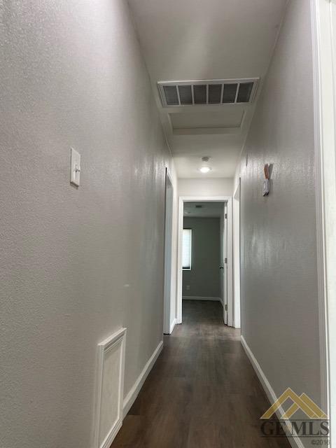 513 Tyler St, Taft, CA 93268 photo 3
