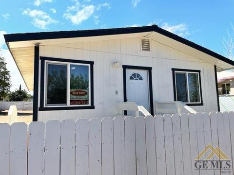 513 Tyler St, Taft, CA 93268 photo 1