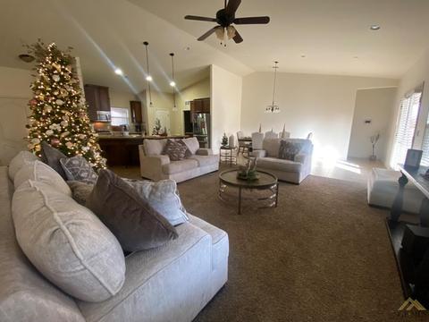 119 Planada Dr, Shafter, CA 93263 photo 6