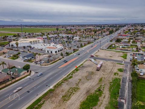 1125 Eubanks Ave, Bakersfield, CA 93307 photo 35