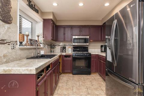 1125 Eubanks Ave, Bakersfield, CA 93307 photo 11