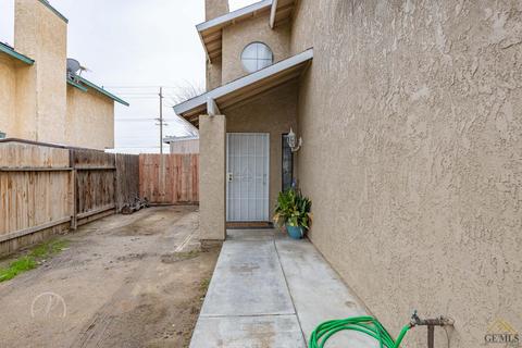 1125 Eubanks Ave, Bakersfield, CA 93307 photo 5