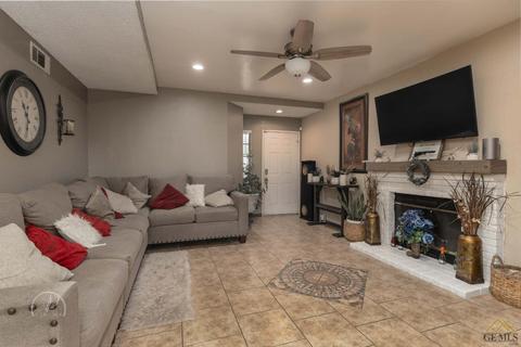 1125 Eubanks Ave, Bakersfield, CA 93307 photo 6