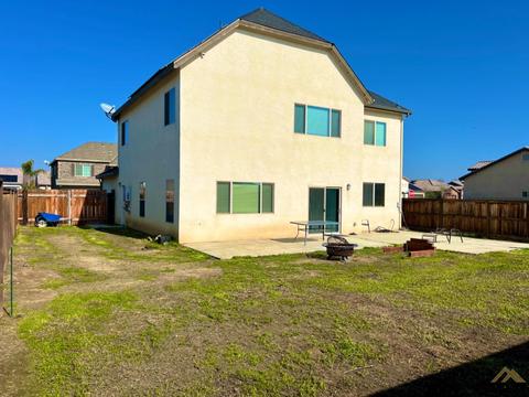 9325 Red Pine Dr, Shafter, CA 93263 photo 23