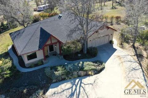 21204 Prospect Ave, Tehachapi, CA 93561 photo 2