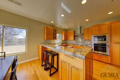 21204 Prospect Ave, Tehachapi, CA 93561 photo 22