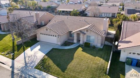 105 Brandon Ave, Taft, CA 93268 photo 2