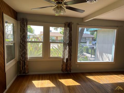 30 Beech St, Bakersfield, CA 93304 photo 6