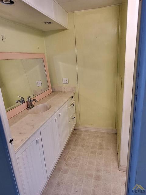 4205 Sabal Ct, Bakersfield, CA 93301 photo 15