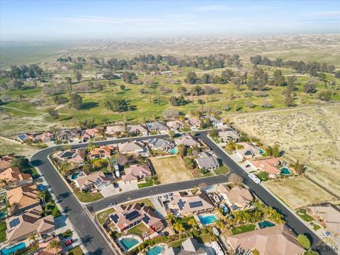 10558 Titanium Ave, Taft, CA 93268 photo 14