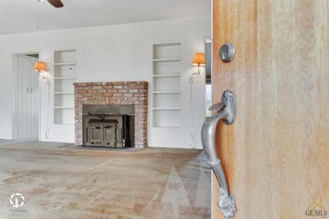 755 Central Ave, Shafter, CA 93263 photo 7