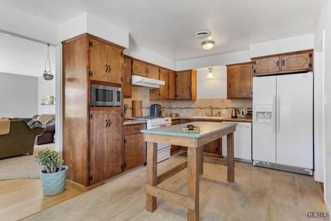 503 Maple St, Tehachapi, CA 93561 photo 14