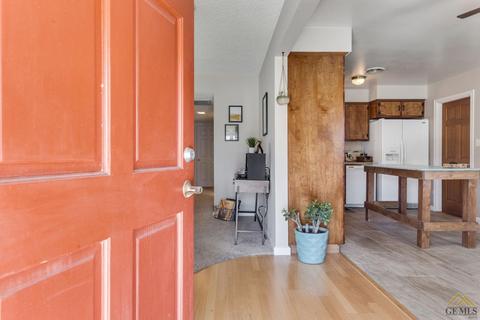 503 Maple St, Tehachapi, CA 93561 photo 5