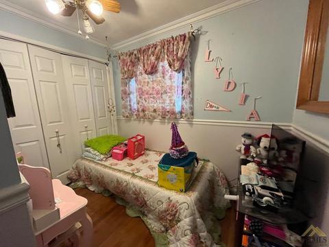 726 Pierce St, Taft, CA 93268 photo 8