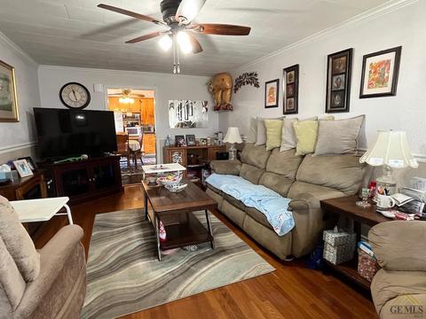 726 Pierce St, Taft, CA 93268 photo 4