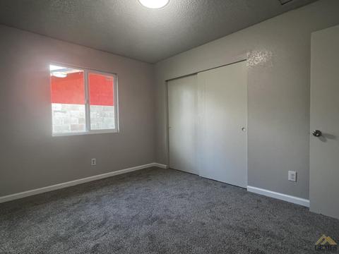 832 Stephen Ct, Wasco, CA 93280 photo 4